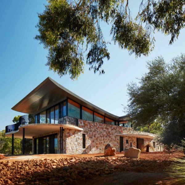 Gidgegannup Stone House, Perth Hills, Suzanne Hunt Architect